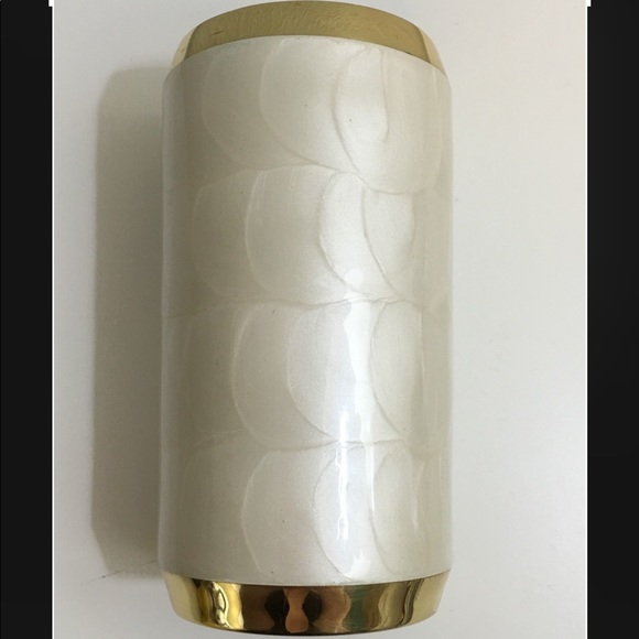 Southern Living Shell Gold Brass Bathroom Toothbrush Holder - Picture 6 of 6